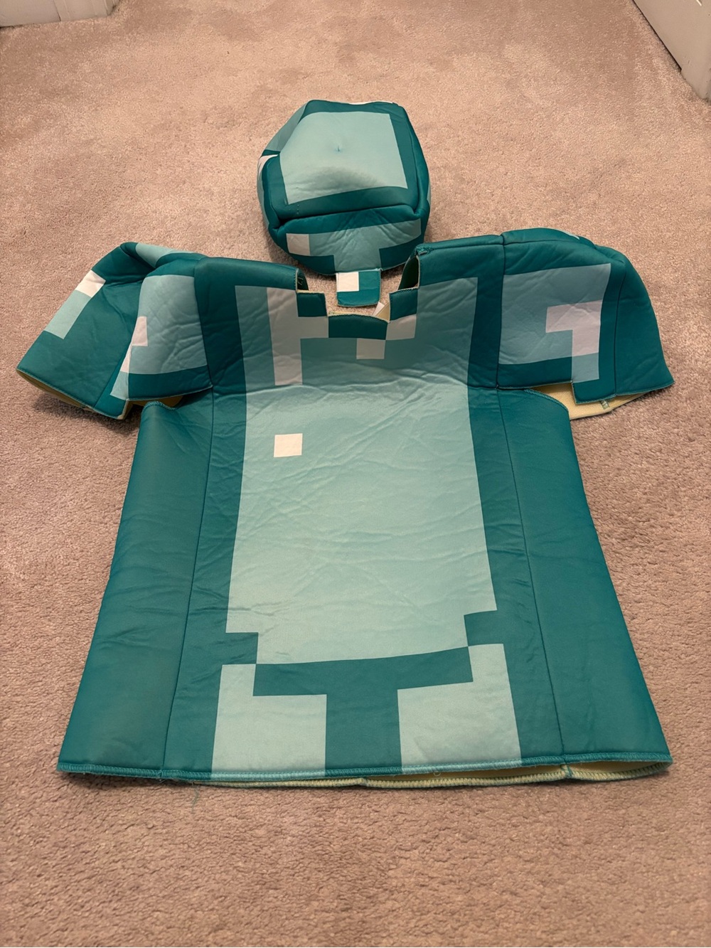 Minecraft Diamond Armor Youth Large 10-13 Costume Top with Helmet